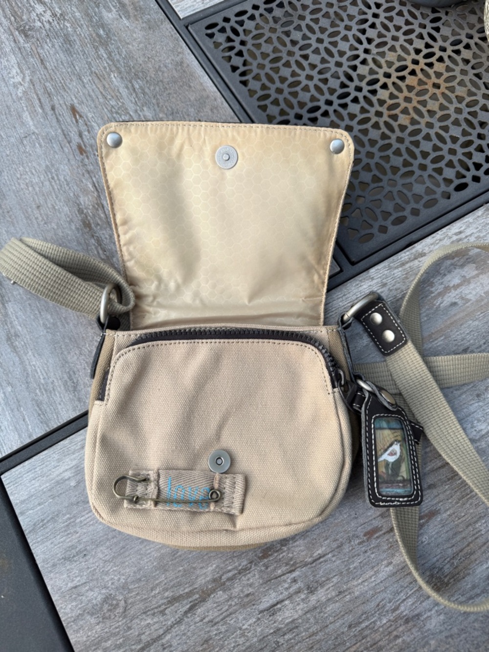 Canvas Crossbody Bag with Romantic Art - Picture 3 of 6